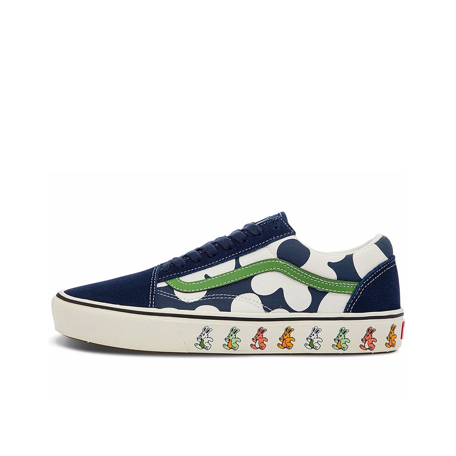 Vans Shoes Old Skool - حذاء فانز أولد سكول للتزلج للجنسين