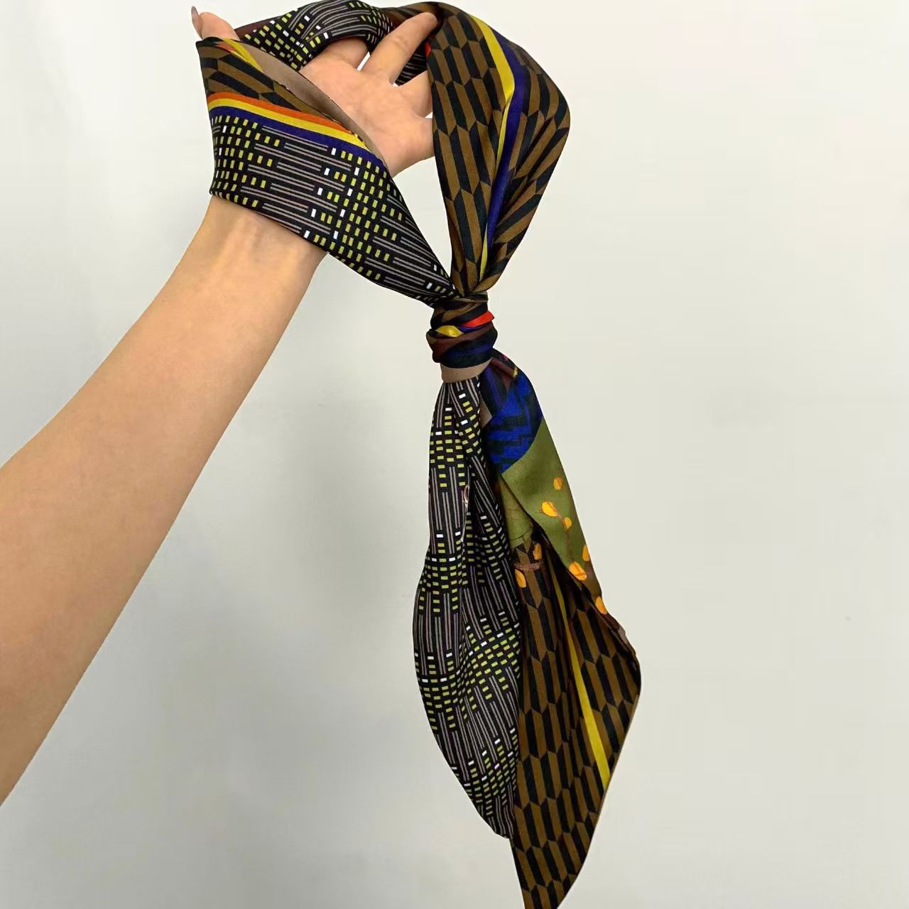وشاح حرير فاخر مطبوع طويل بشري - مراجعة Head Wrap Turban وسعره