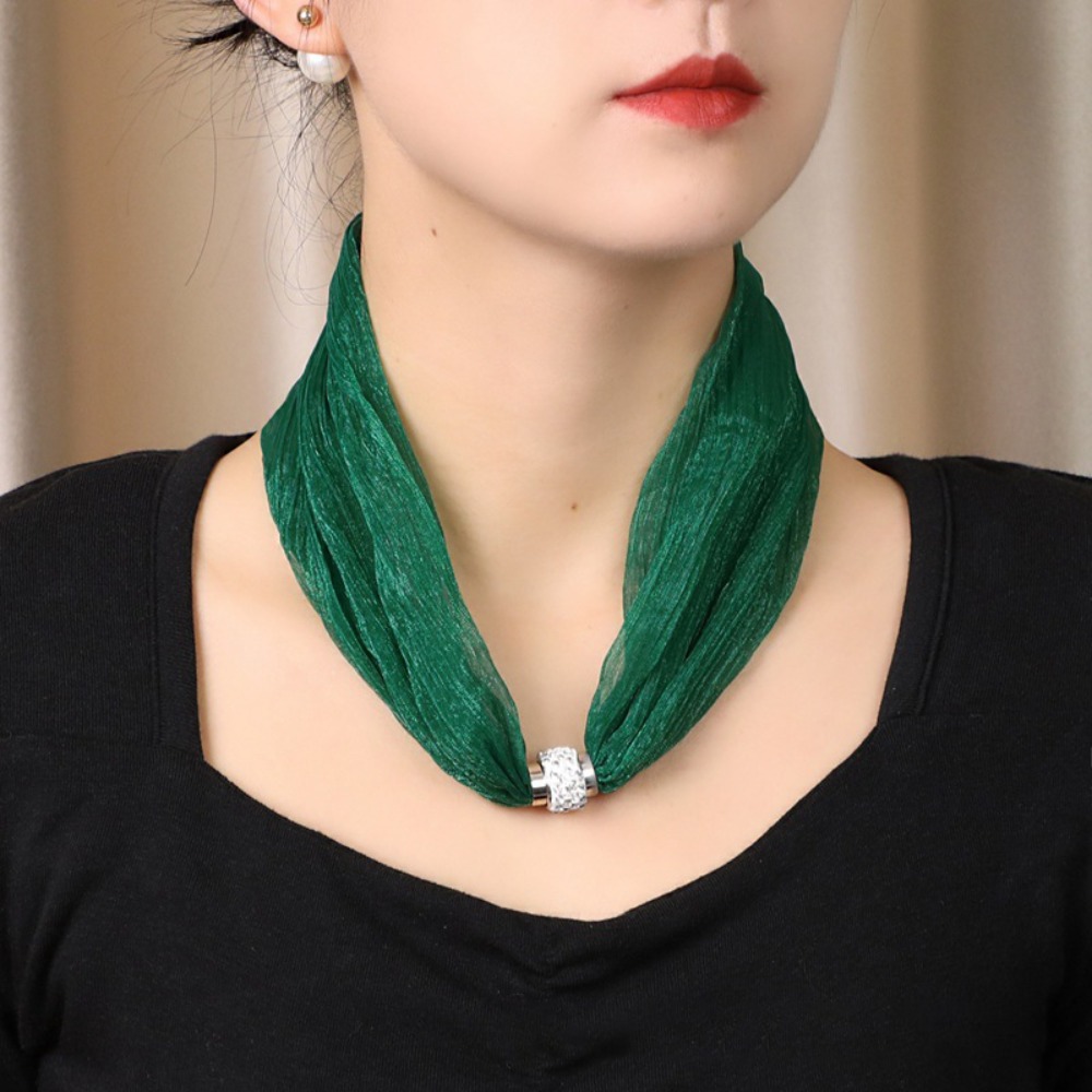وشاح نسائي فاخر بإبزيم مغناطيس - مراجعة Ascot Neck Scarf وسعره