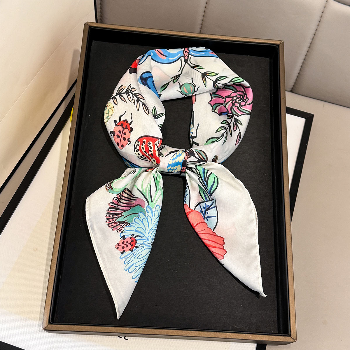 جديد 2026 أوشحة حريرية مربعة ب - مراجعة Ascot Neck Scarf وسعره