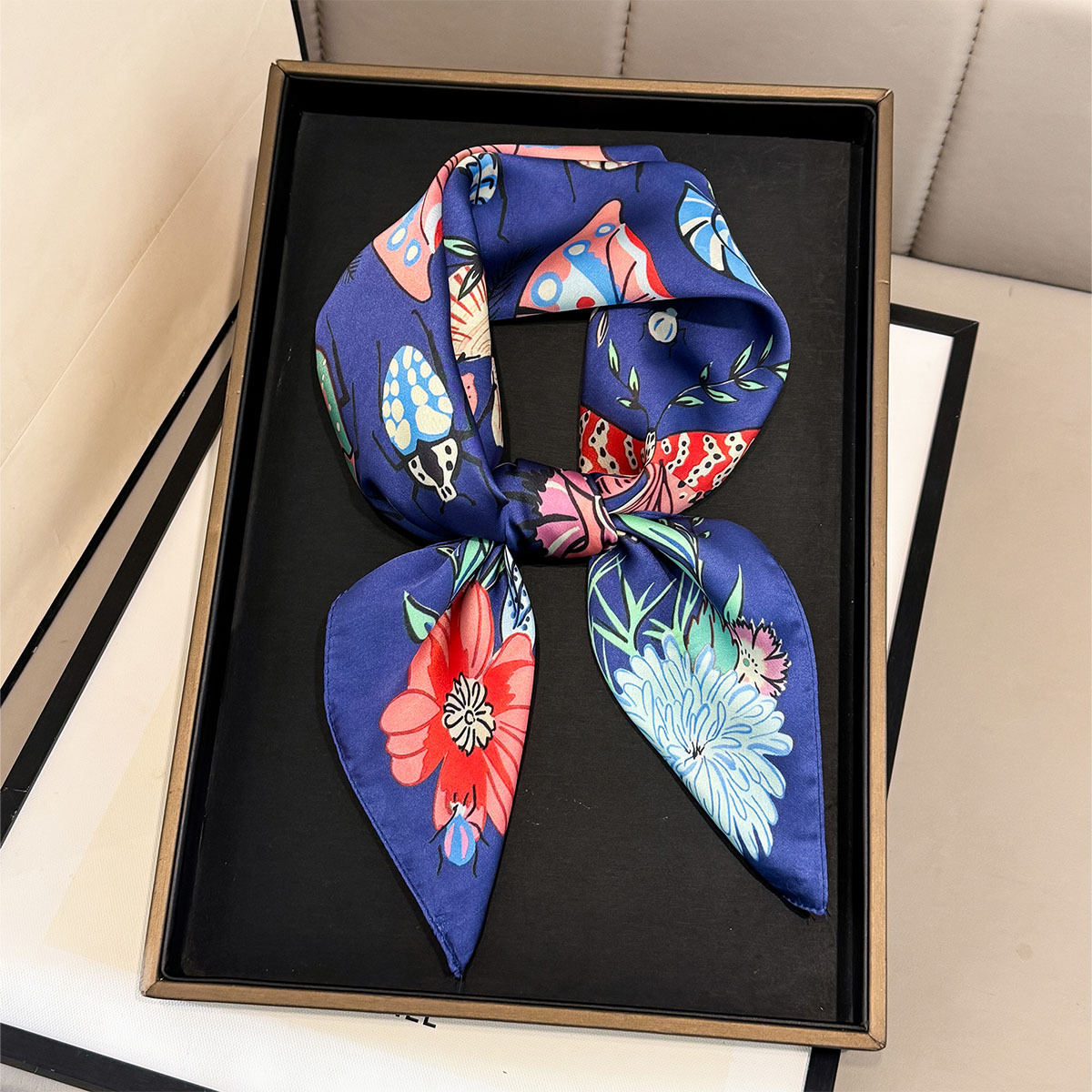 جديد 2026 أوشحة حريرية مربعة ب - مراجعة Ascot Neck Scarf وسعره