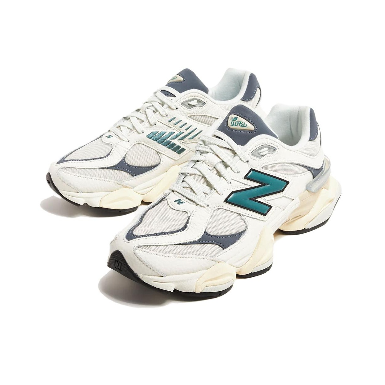 حذاء نيو بالانس NB 9060 للجري  - مراجعة New Balance Shoes 9060 وسعره
